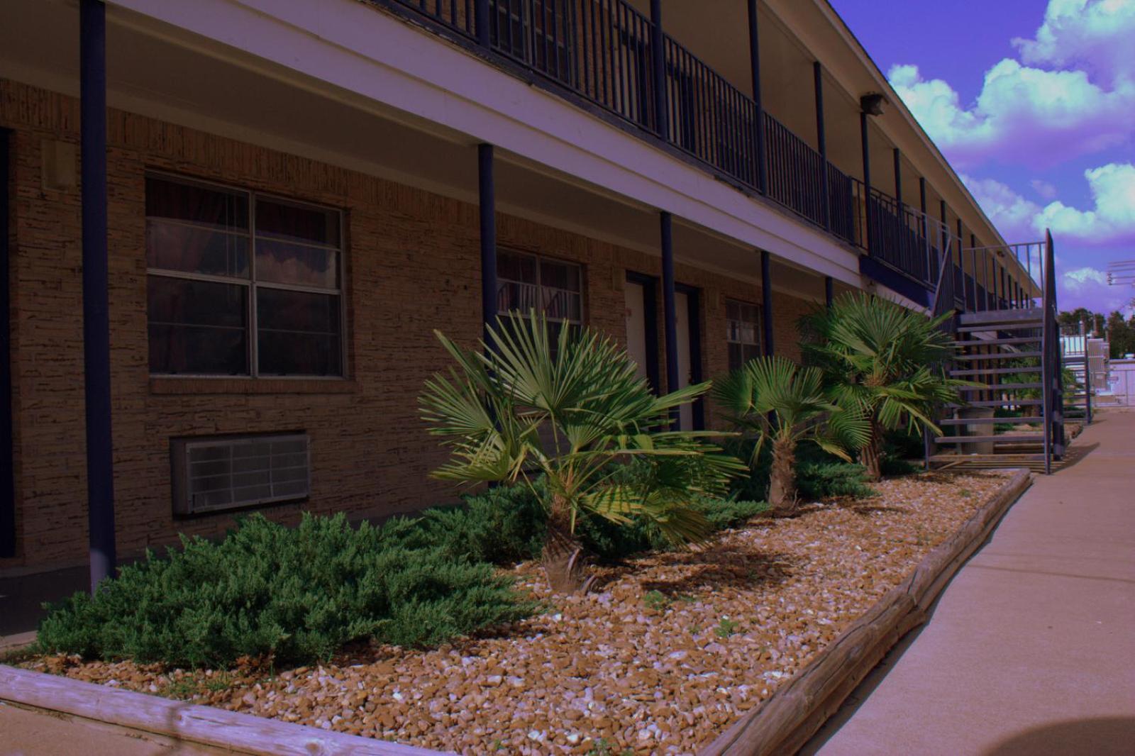 Somerville Inn And Suites מראה חיצוני תמונה