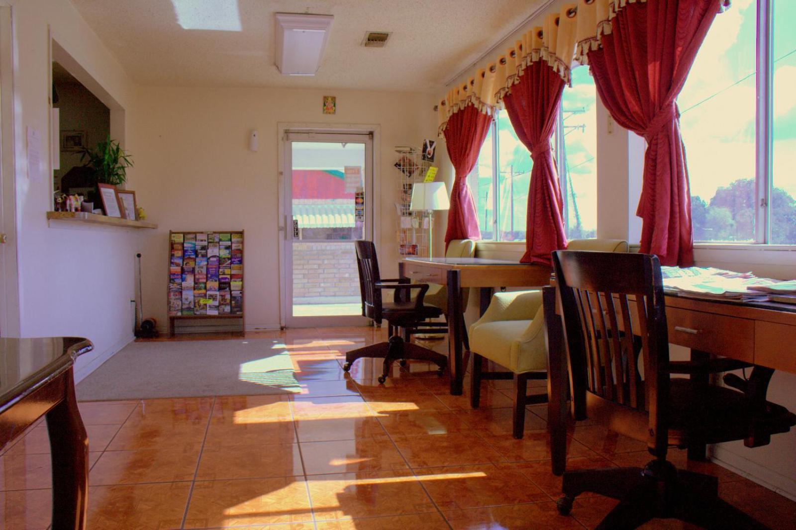 Somerville Inn And Suites מראה חיצוני תמונה
